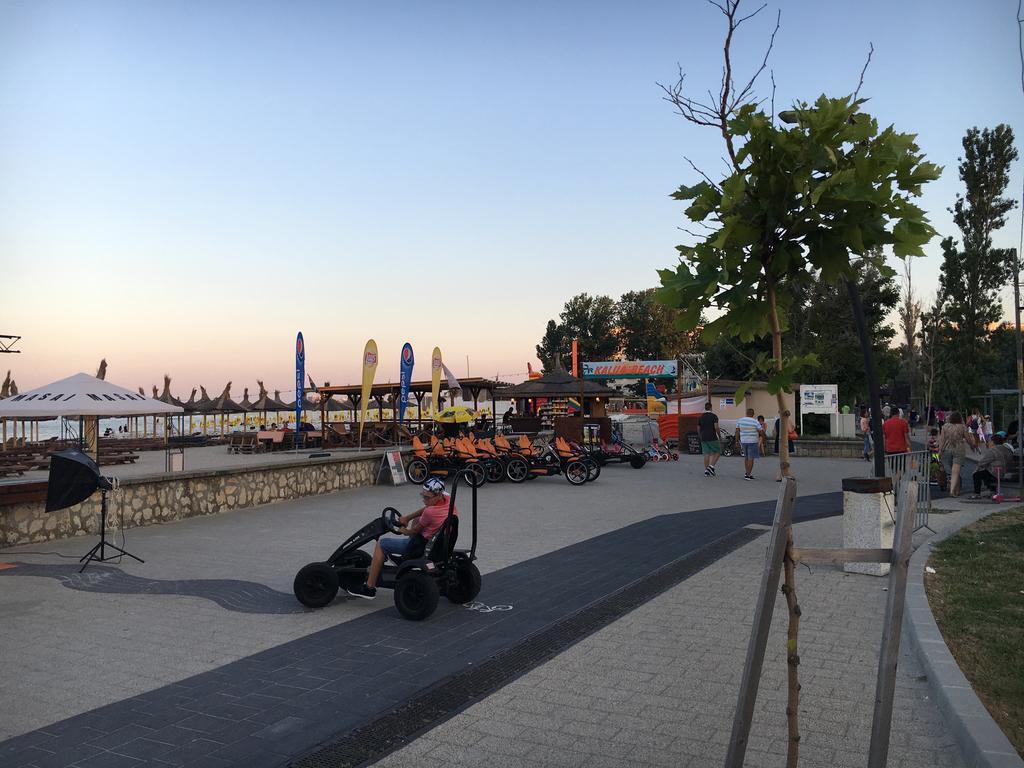 Ely Residence Mamaia Esterno foto
