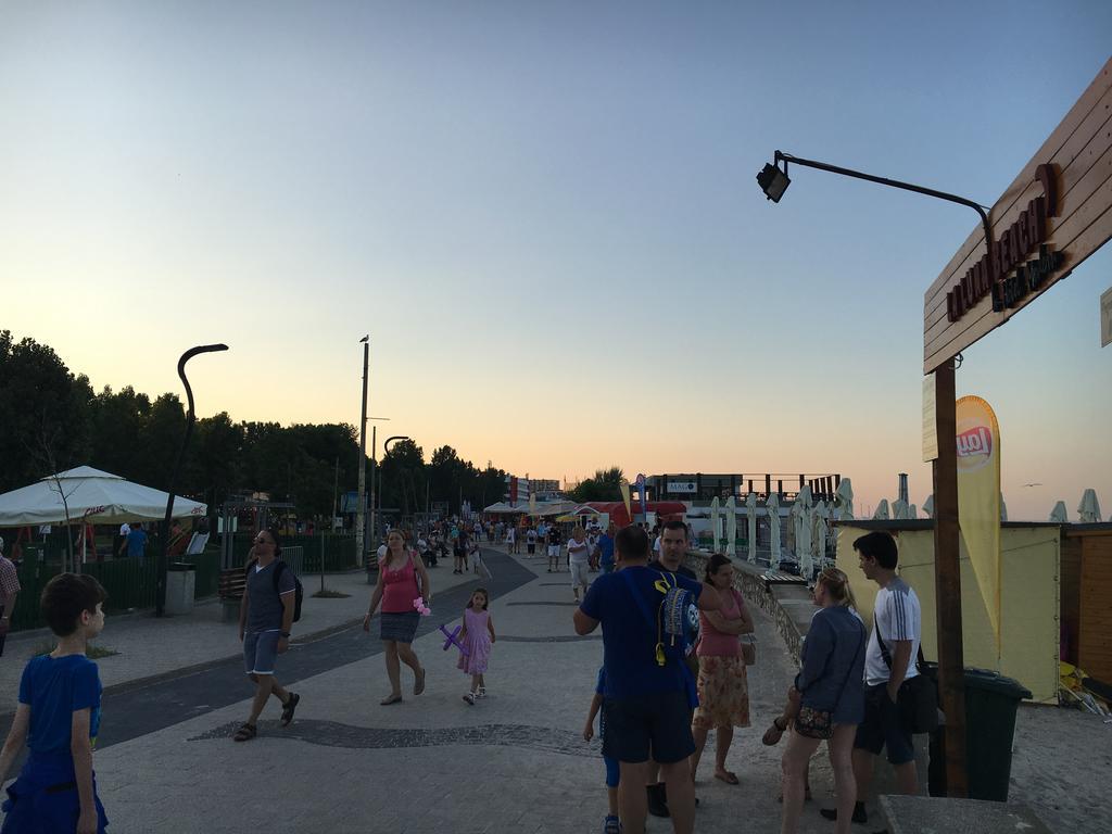 Ely Residence Mamaia Esterno foto